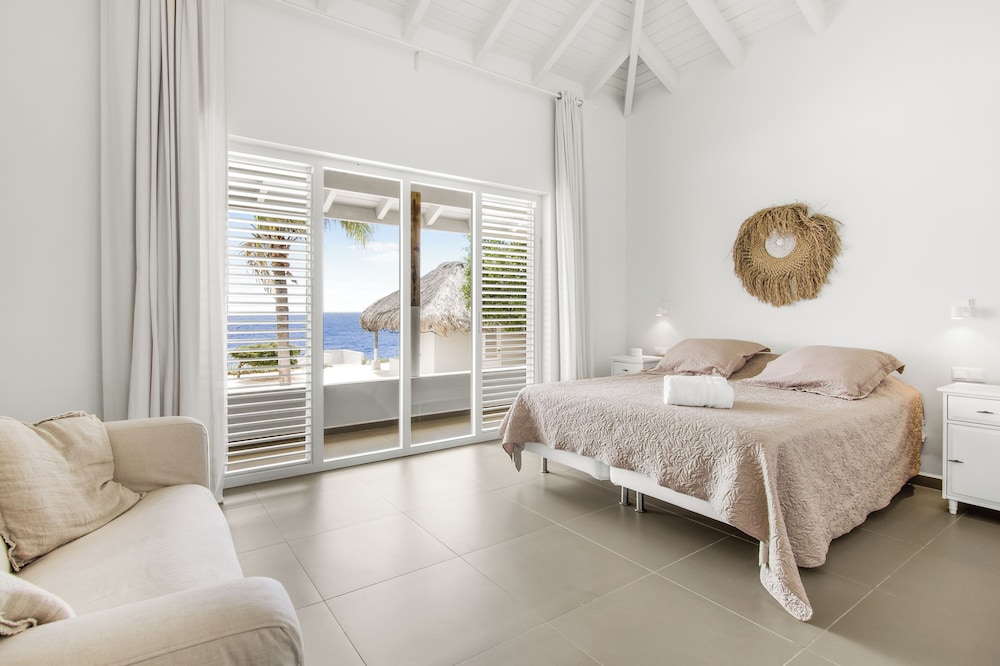 Coral Estate Holidays