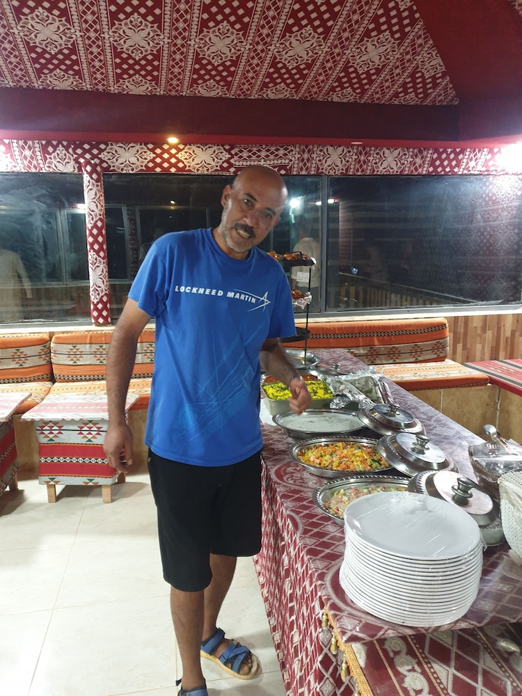 Salman Zwaidh Camp