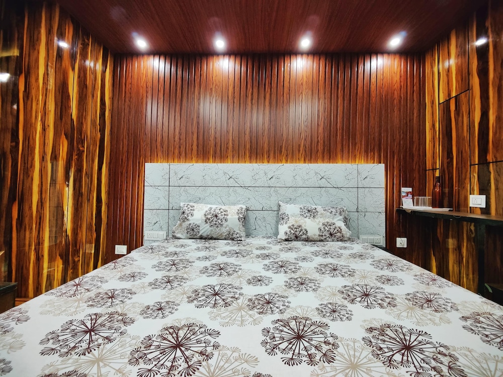 Amar Homestay - Elevate Your Travel