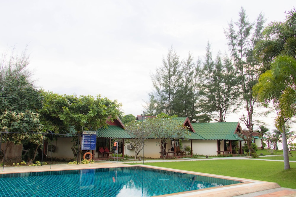 Golden Bay Cottage