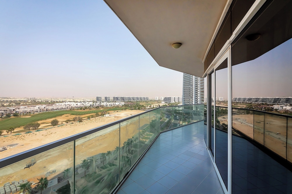 Apartments Artesia Tower D