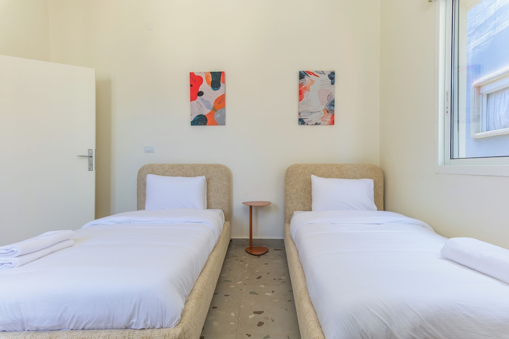 Calliope 2-BR Apartment in Gemmayze
