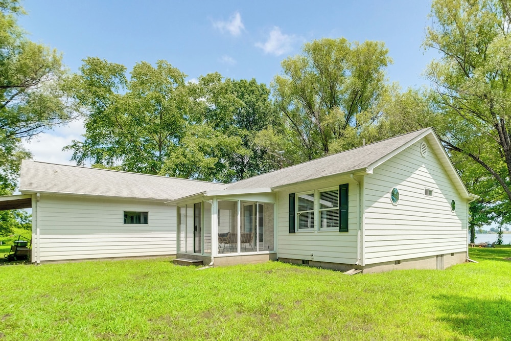 Pets Welcome: Riverfront Getaway in Colonial Beach