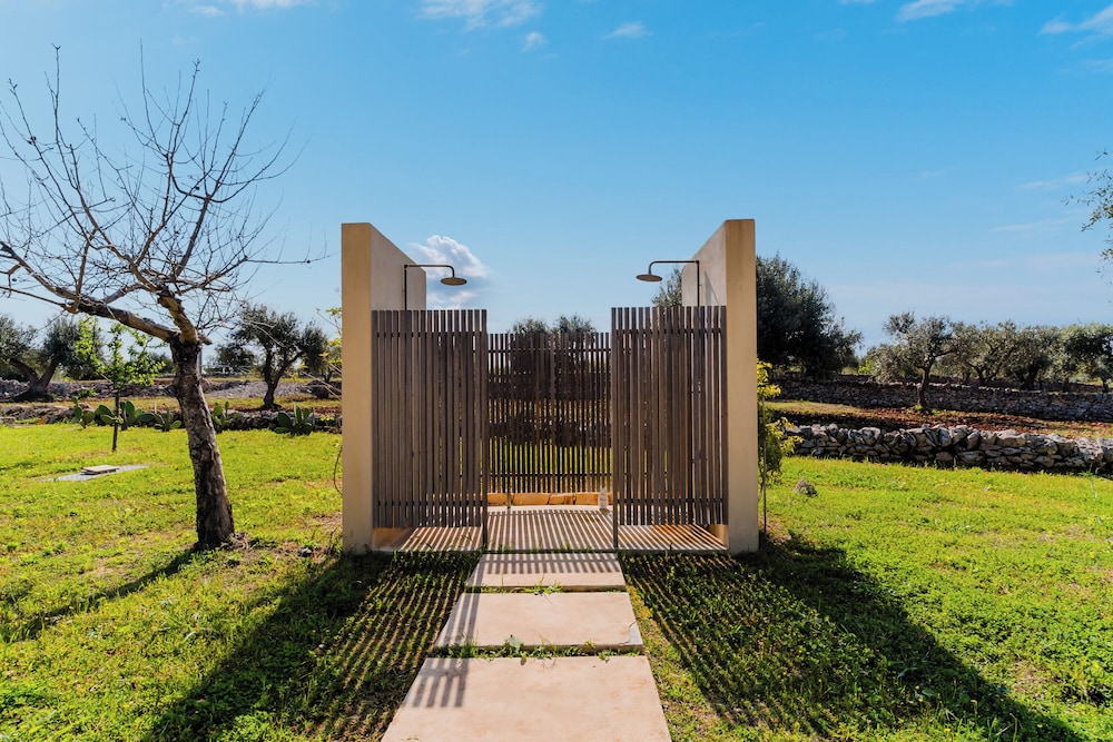 Ker Rail Villa with Pool by Wonderful Italy