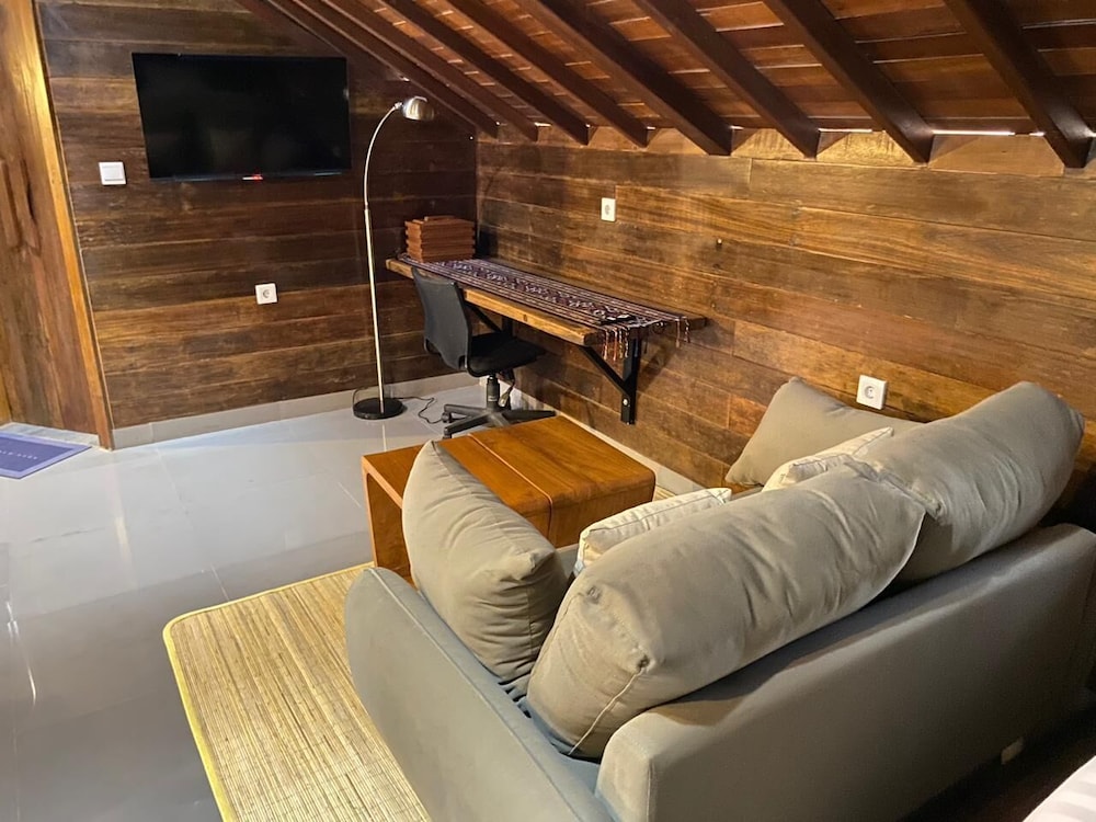 Alu Lofts