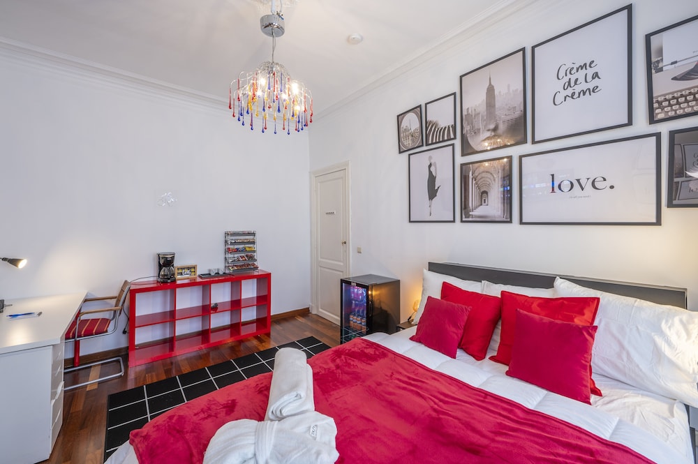 Euro Edens Bed & Breakfast