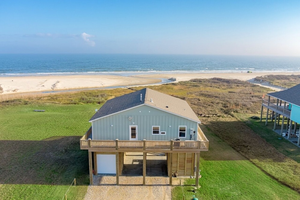 Perfectly Happy 4 Bedroom Home