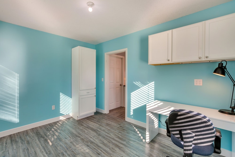 Charming Missouri Home < 1 Mi to Katy Trail!