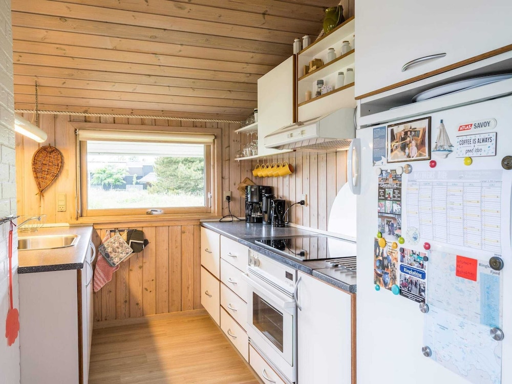 6 Person Holiday Home in Ringkobing view 4