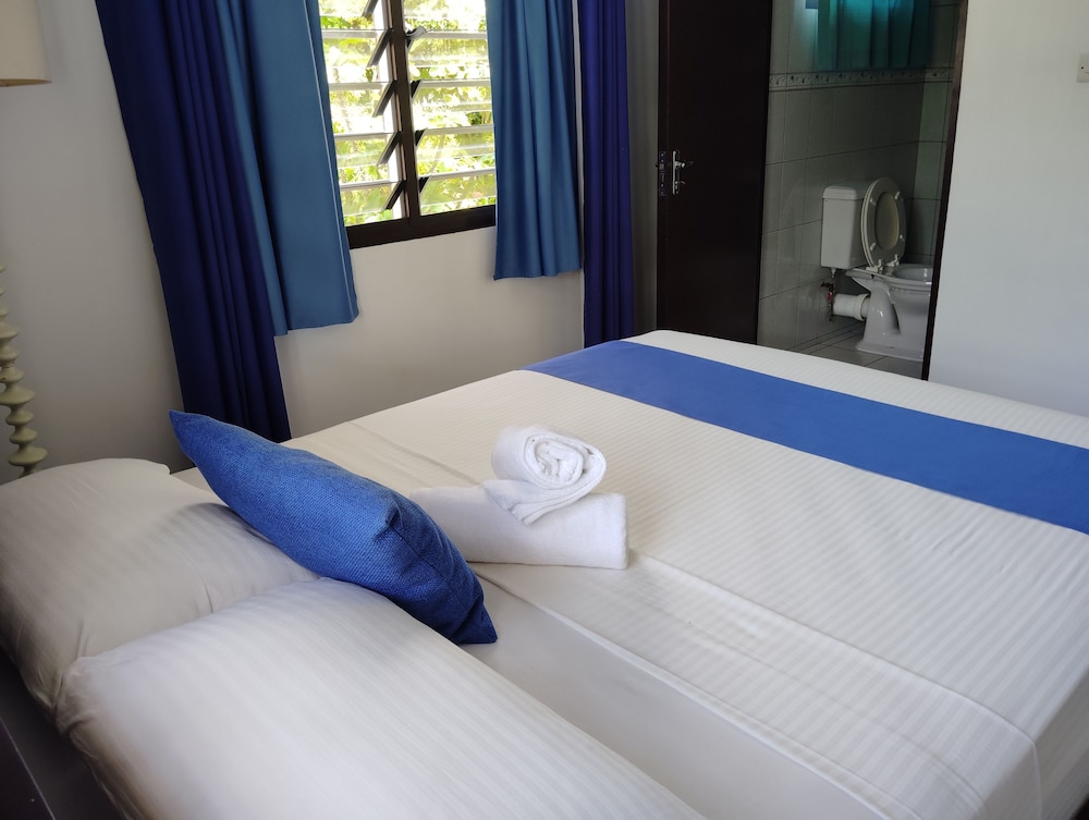 Roche Kerlan Apartments photo 3