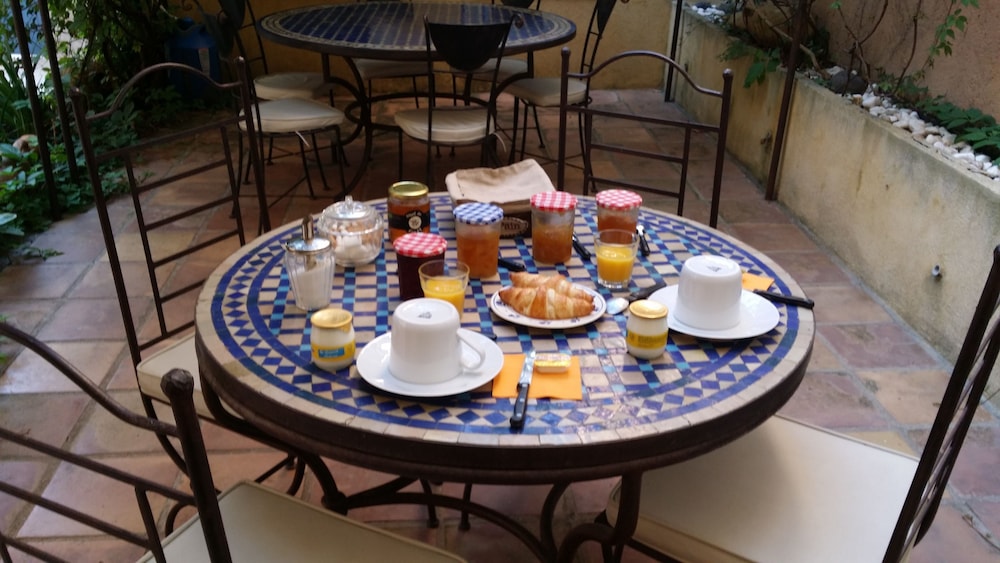 Maison Saint-Louis