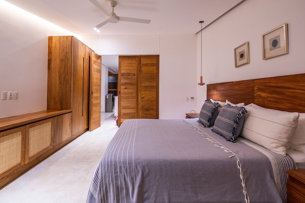 Careyes 114 Oceanfront Luxury With a Spacious Te
