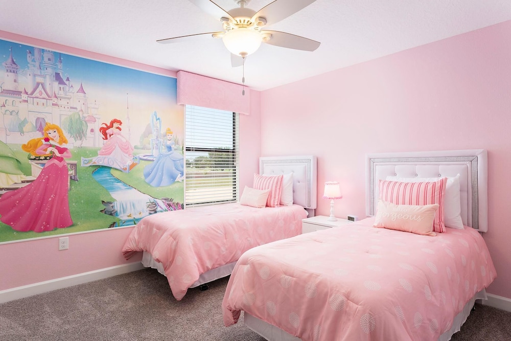 1300bw- Non Renting 5/1/2022 The Retreat at Championsgate - Image 3