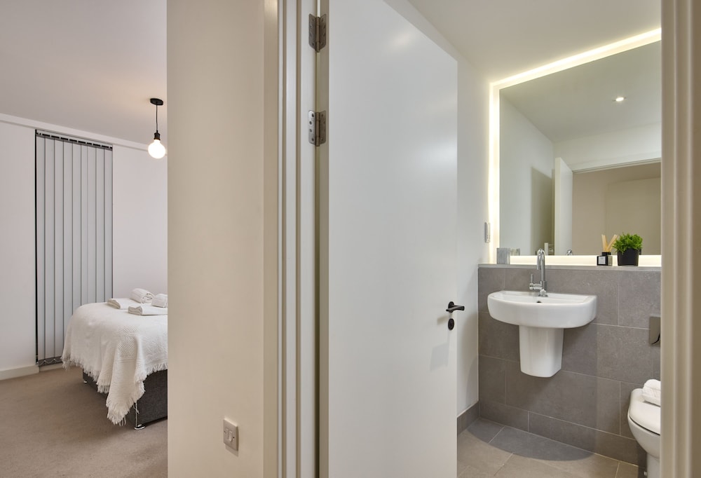 Chic Two-bedroom Haven