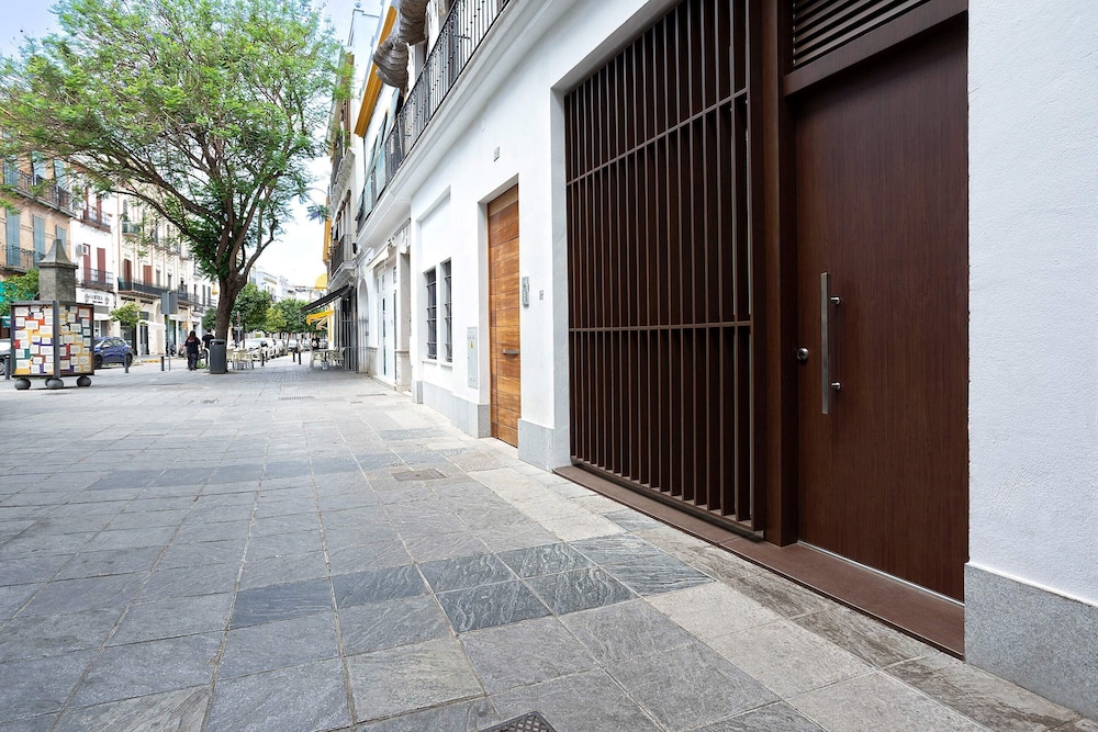 Charming Apartment in Triana. Castilla IV