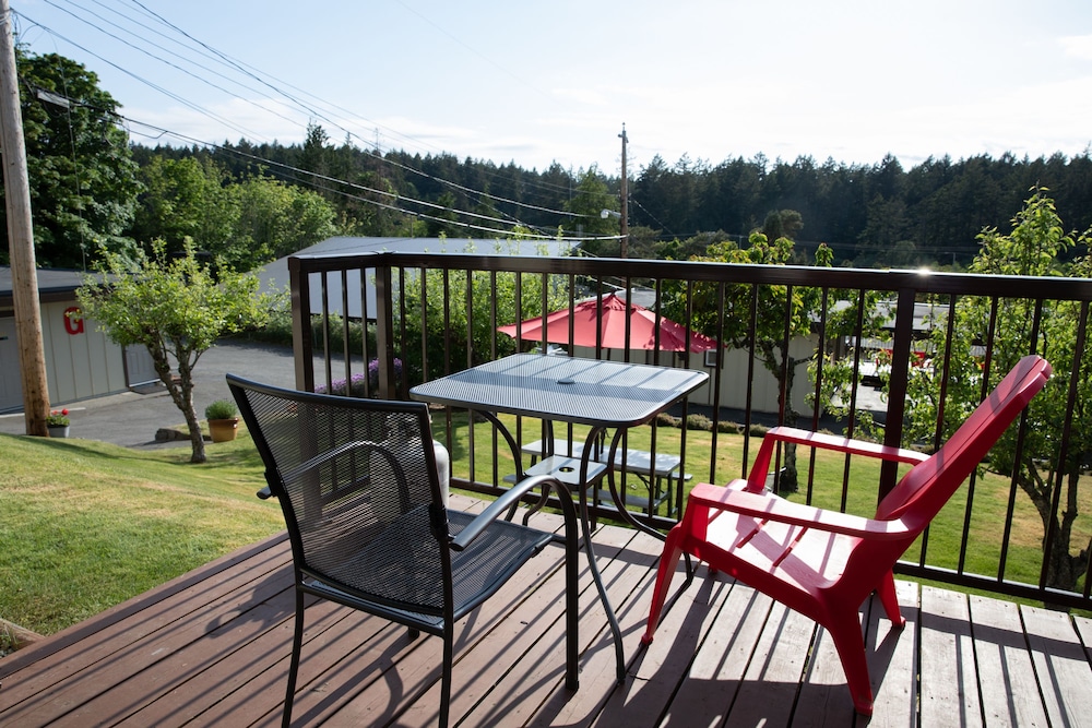 Cherry Tree Inn Victoria