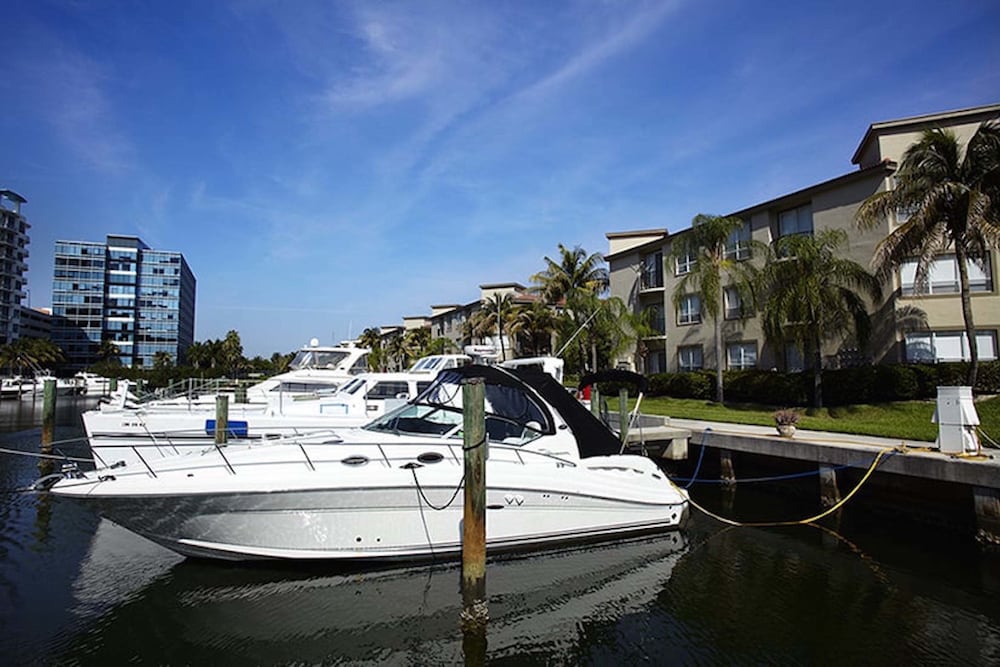 Aventura Family Suites