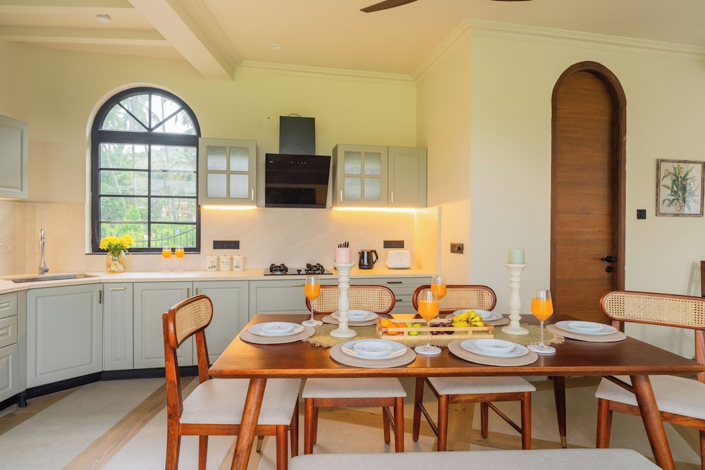 Water Edge by Akama Homes- 4Bhk Luxe