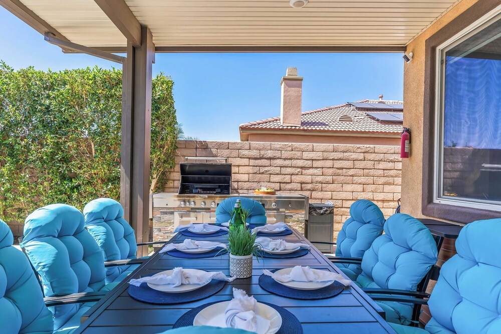 Casa Campo 5BR Desert Oasis w/ Pool, Firepit, & Outdoor Lounge