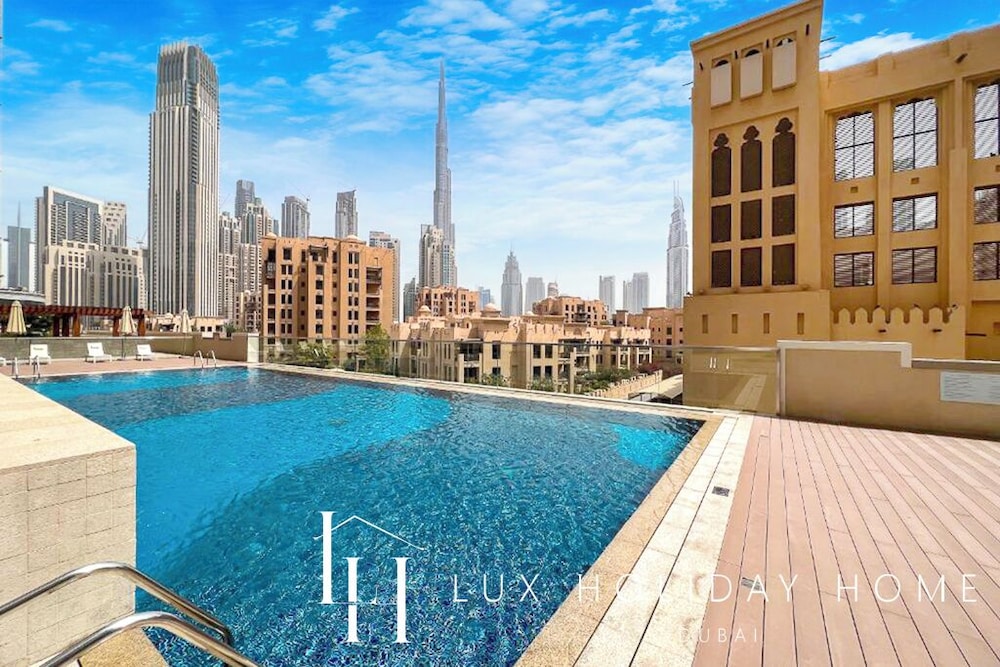 LUX  Executive Burj Khalifa View Suite