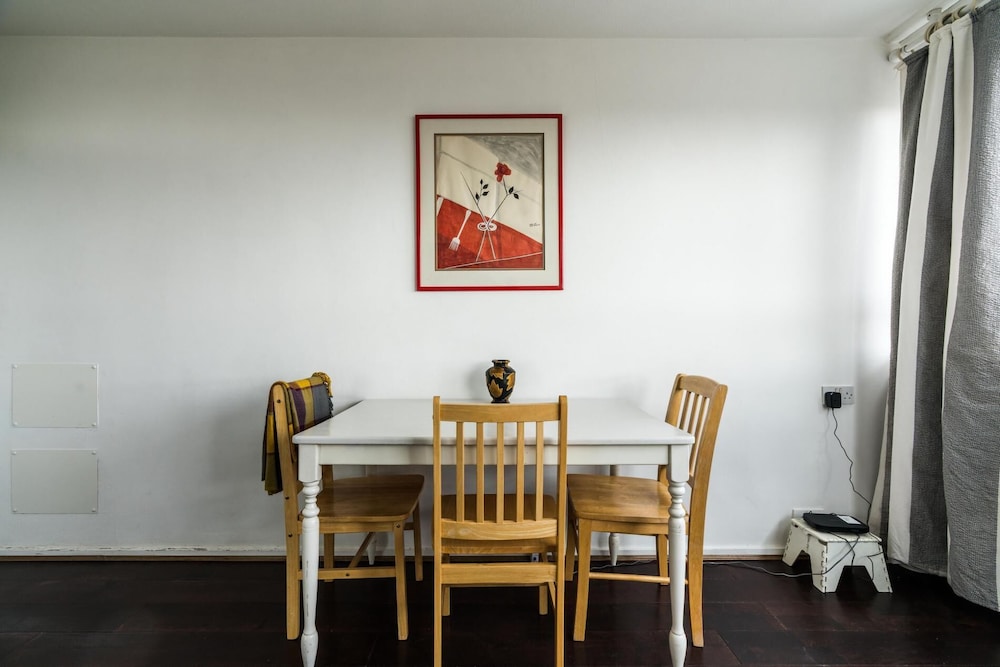 A Skyhigh Stay for 2 in Vauxhall London