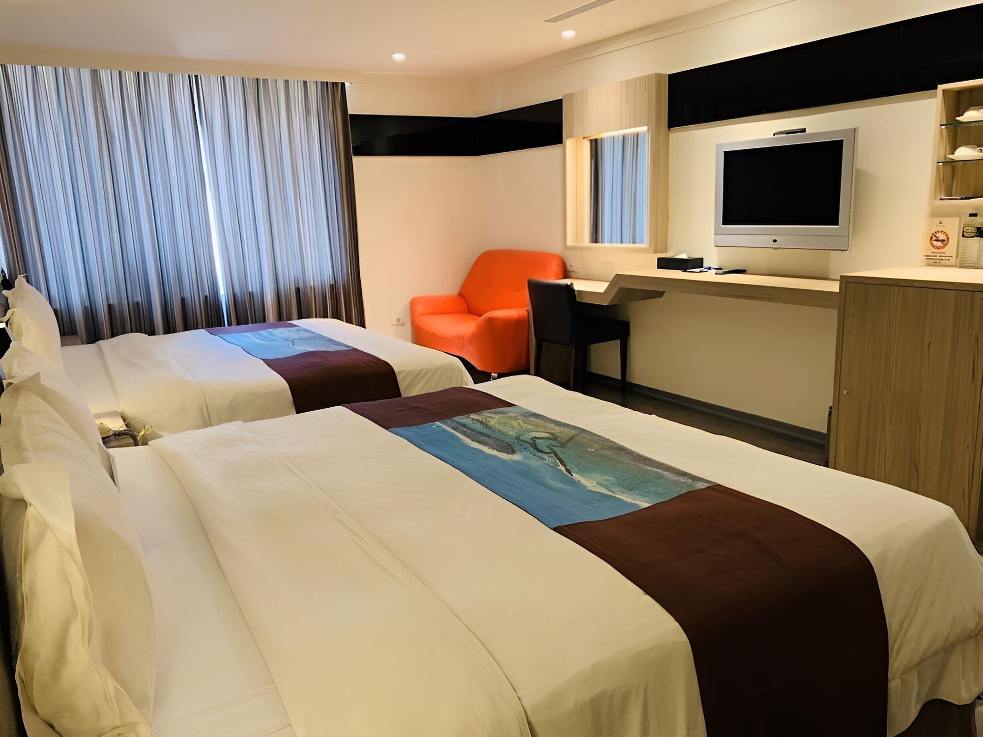 Ocean Hotel
