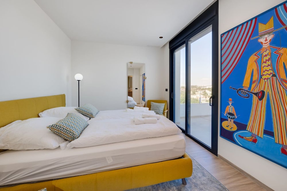 Kumquat Penthouse With Jacuzzi Rooftop Golf Las Colinas