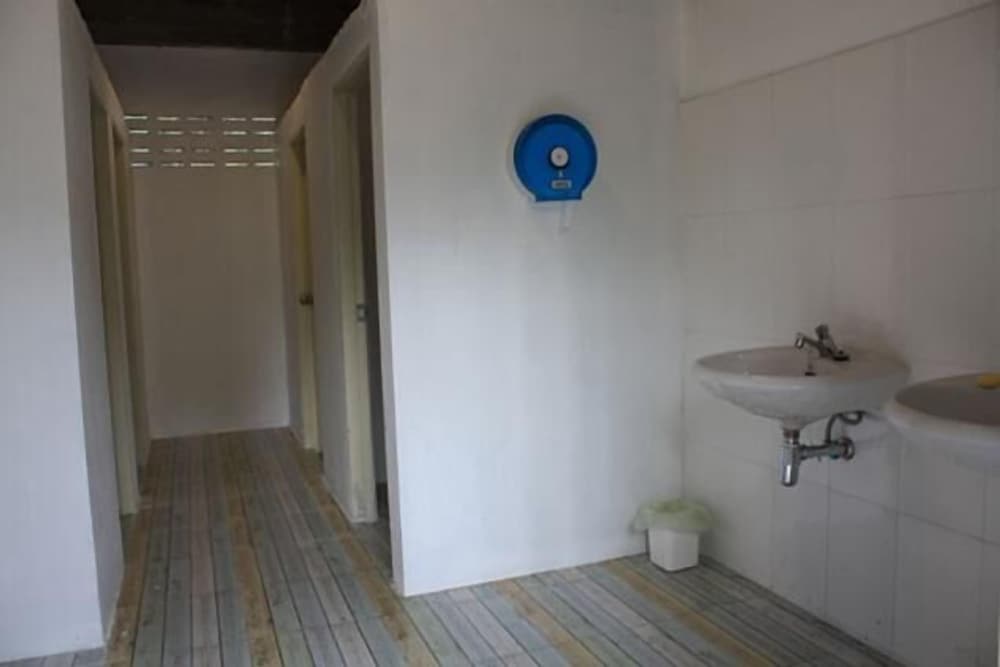 Monkey Samui Hostel