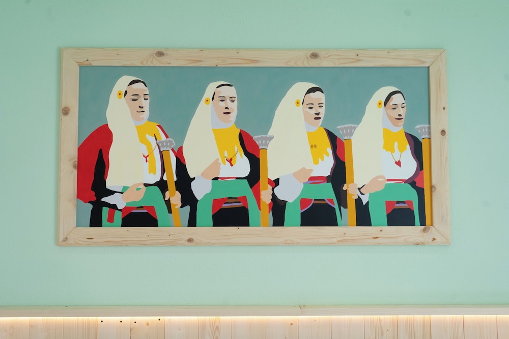 Velis - art & hospitality