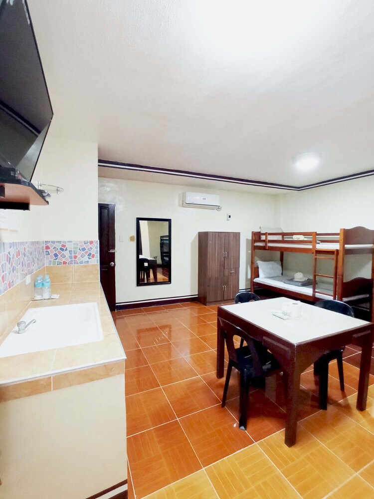 B&J Guesthouse and Functions Inc