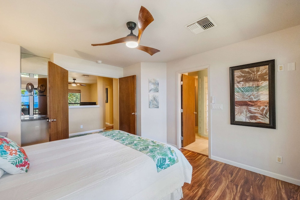 Ocean View Kaanapali Condo w 2 Lanais Loft AC Pool Walk to Beach