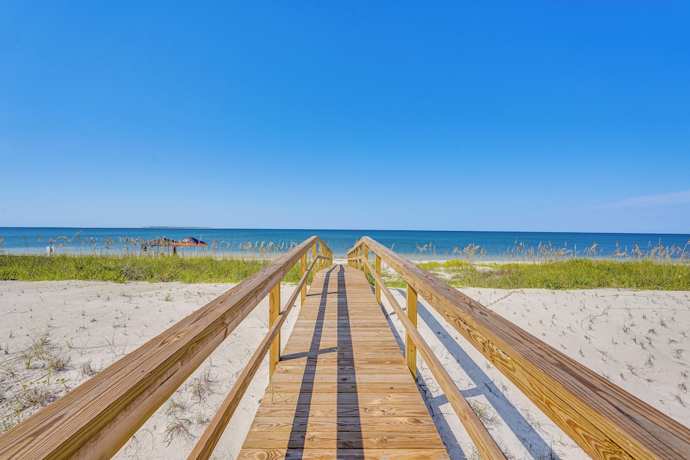 5,000+ Sq Ft! Luxe Beachfront House in Port St Joe