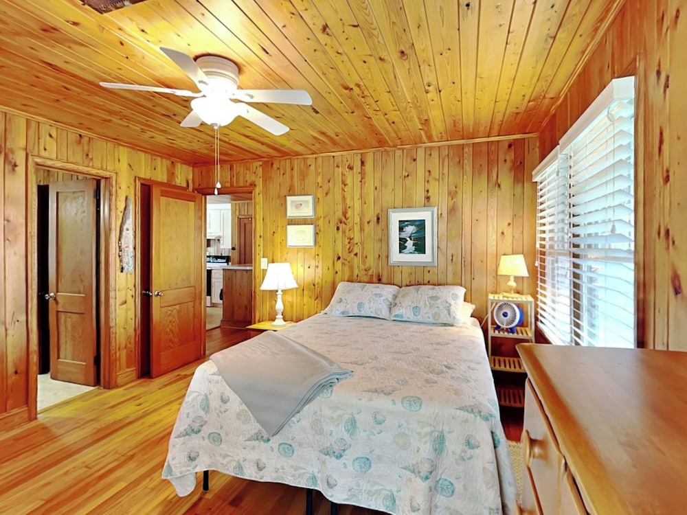 Whitaker Sea La Vie by Topsail Realty