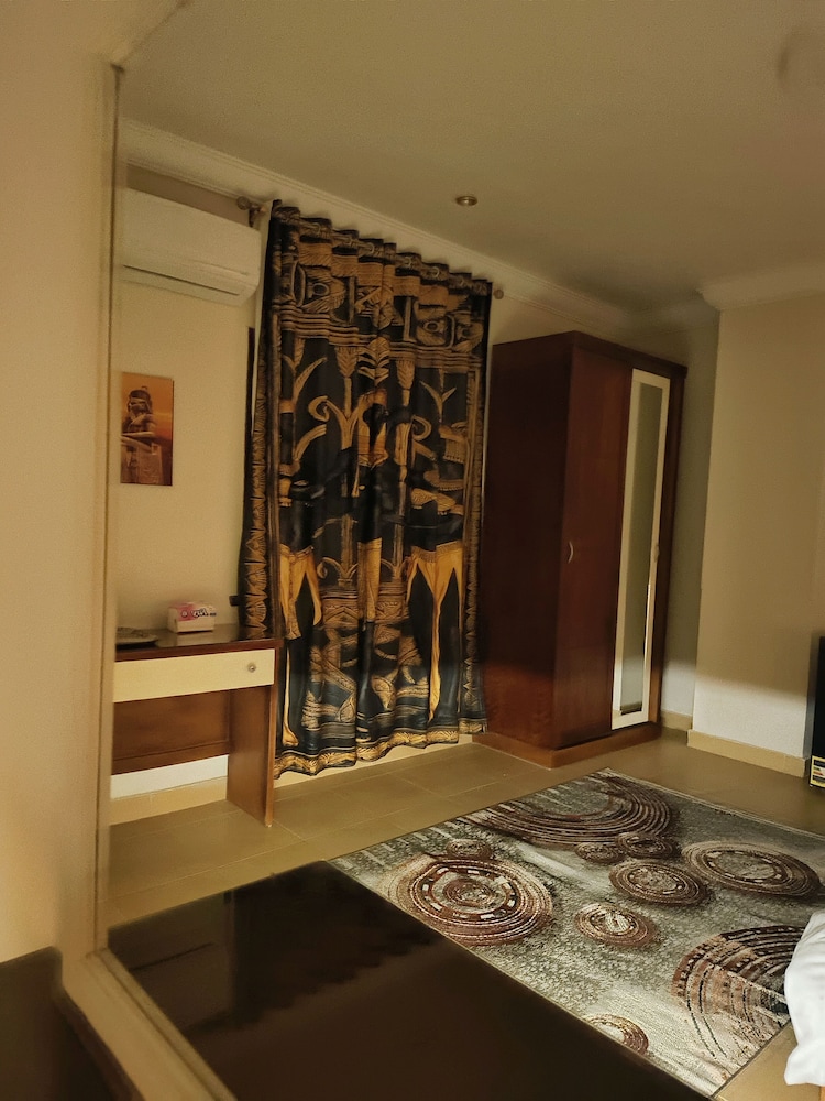 Photo 27