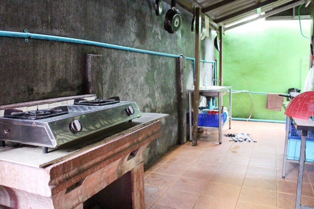 Baan Bua Homestay - Hostel