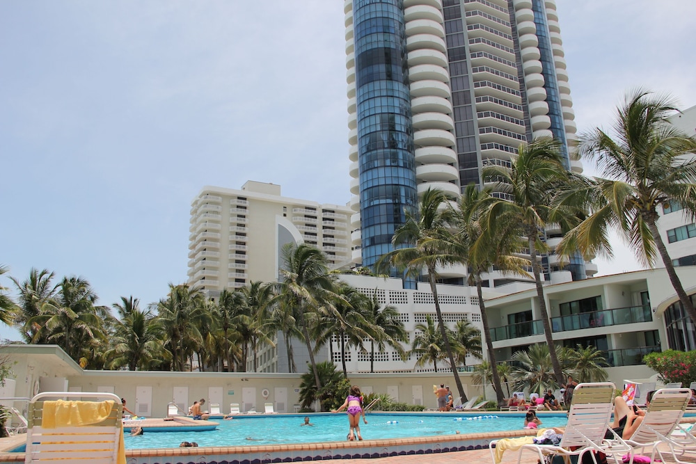 Private Apartments at the Casablanca