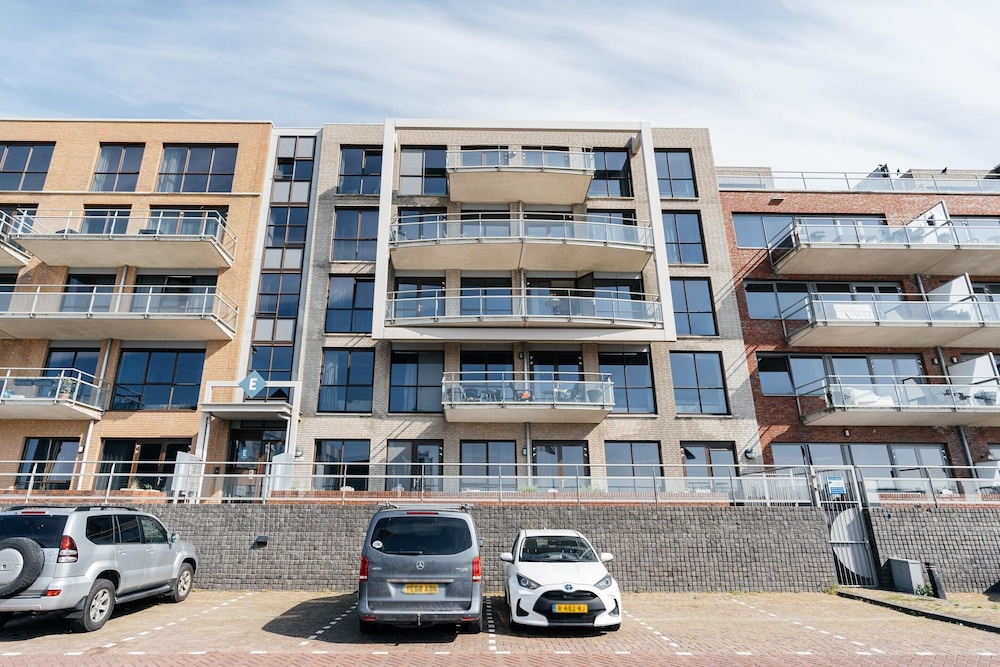 Beach Escape in Scheveningen