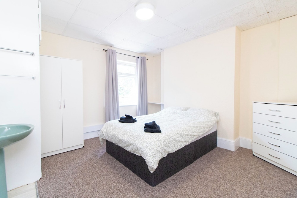 Brookvale Guest House Room 14