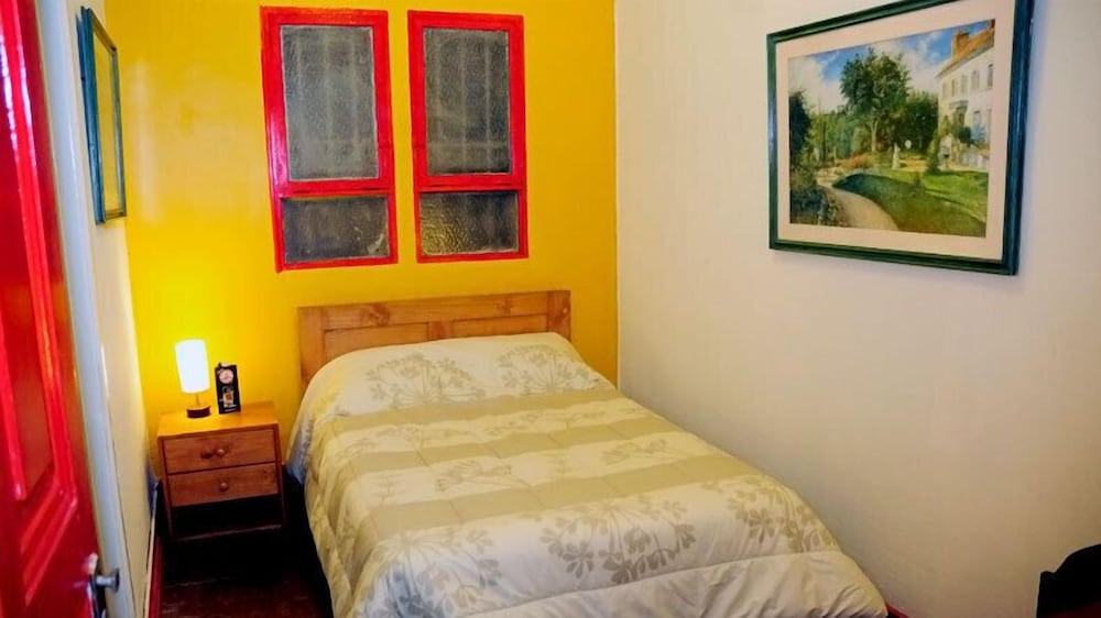 Flying Dog Backpackers Hostel