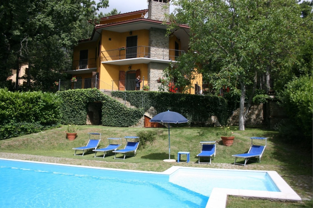 Photo 8