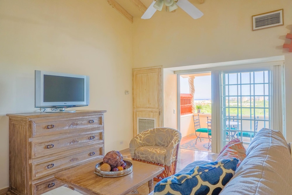 14BED Country Club Villa 6 Bedroom Villa By Senstay