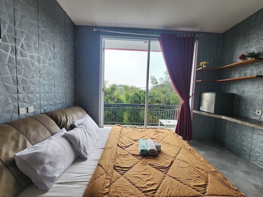 Sky Apartments And Suites