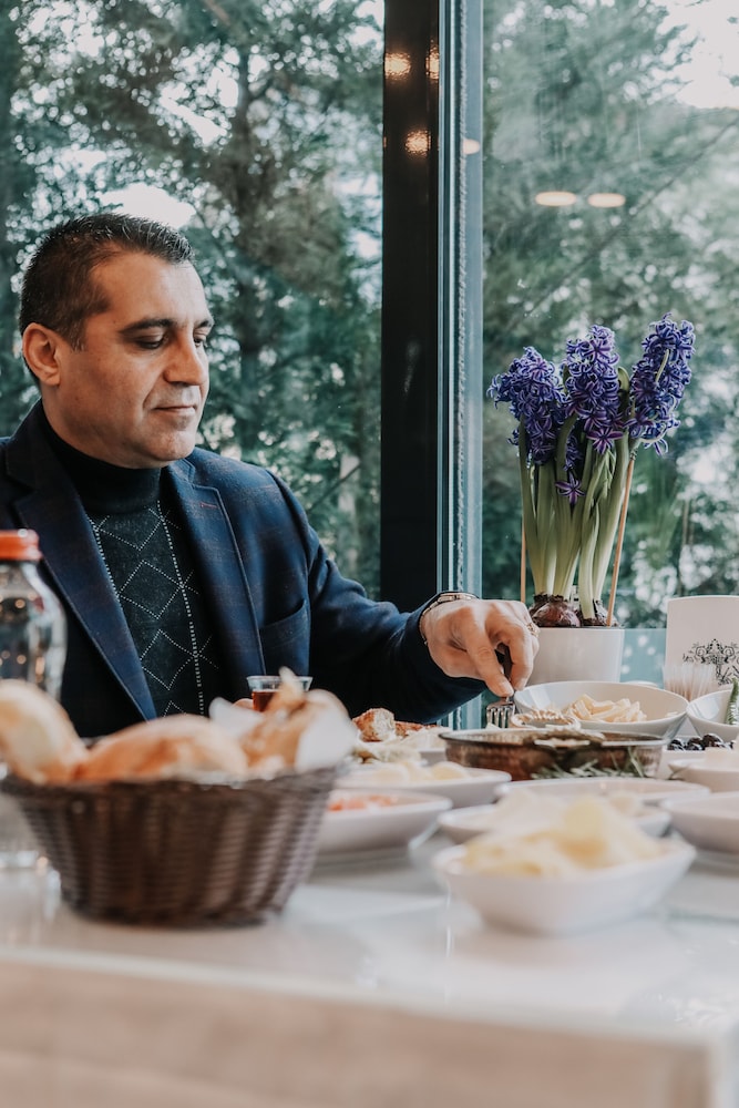 Grand Lark Otel - Image 36