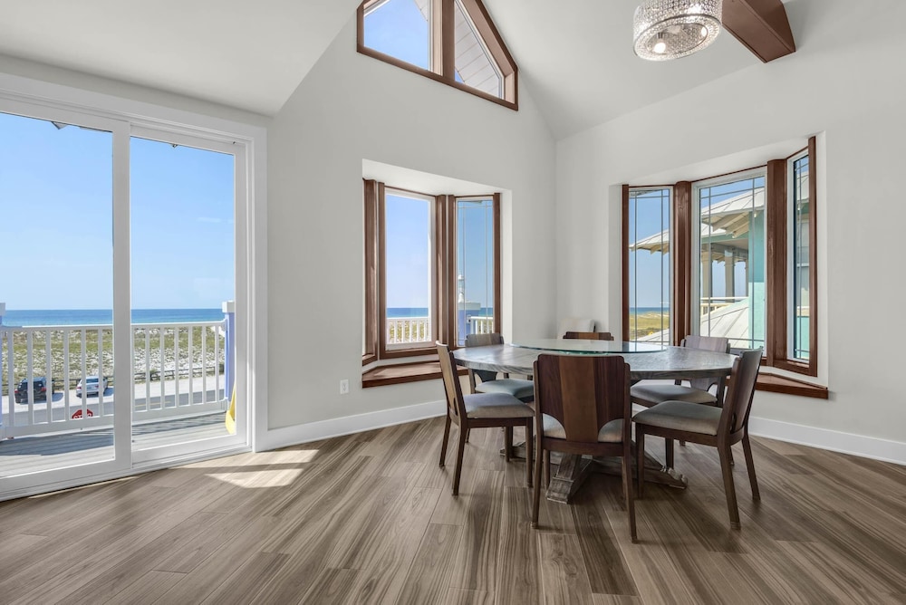 The Gulfview Grandeur
