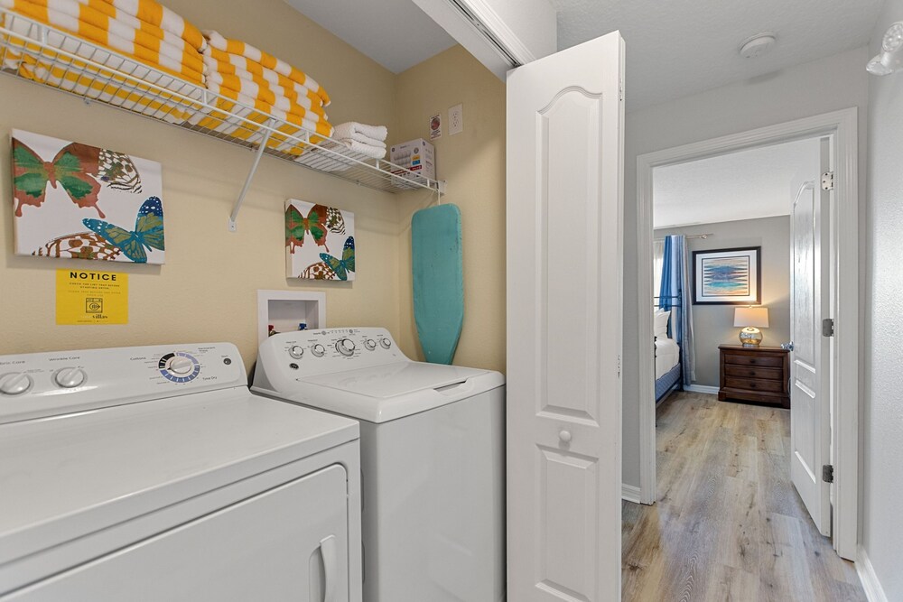 Sunny Paradise Retreat At Paradise Palms By Shine Villas 4 Bedroom Townhouse