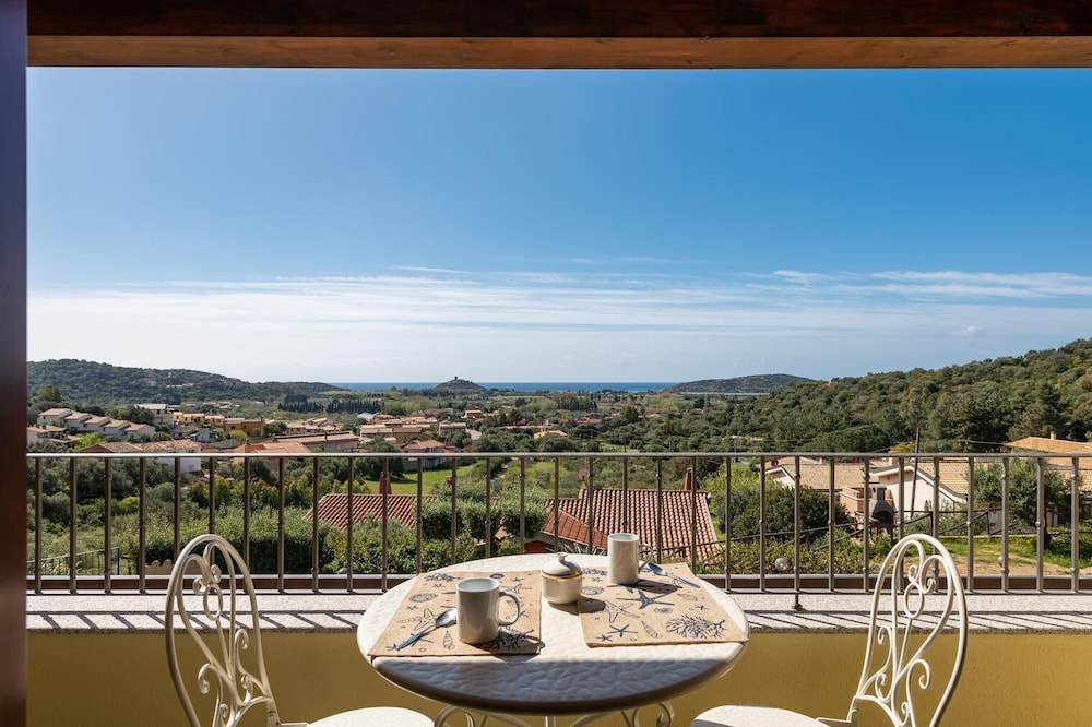 Modern Villa Chia With Stunning sea View photo 3
