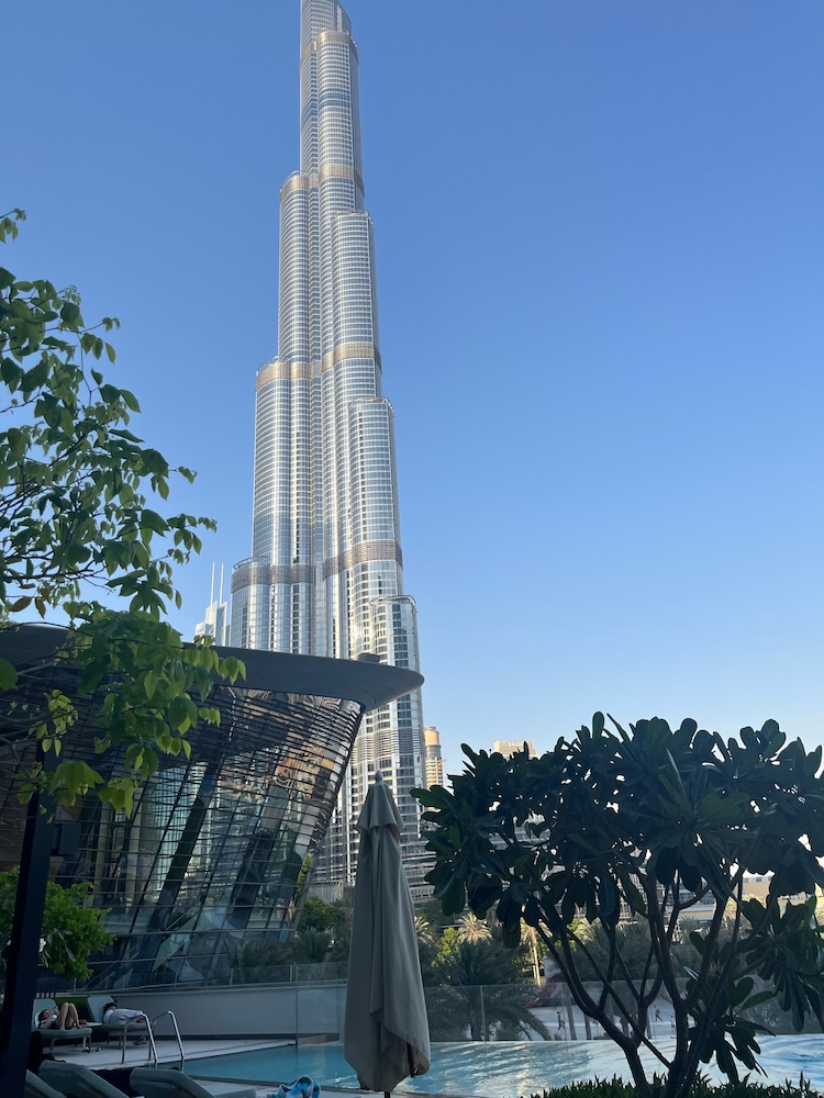 Luxury 1BR 5 star Apt Burj Khalifa View
