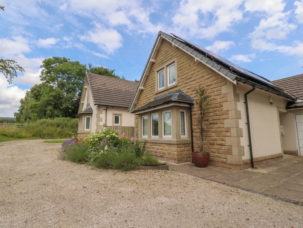 Low Orchard House