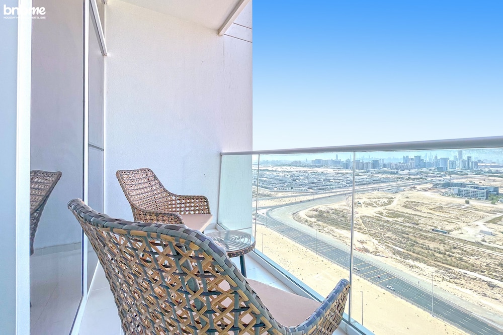 ST-Carson Tower B-2716 by bnbme homes