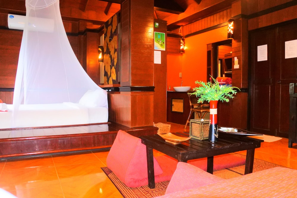 Baan Laanta Resort and Spa